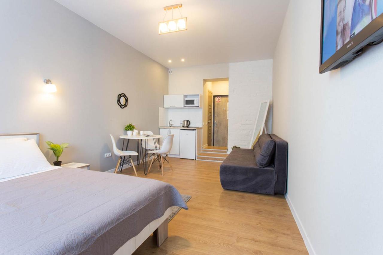 Modern Studio Beside Metro Yaroslava Mudroho, Universytet - Chernyshevska Str 95-7 Harkiv Dış mekan fotoğraf