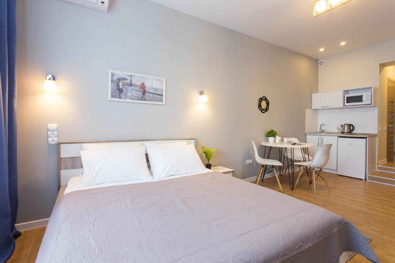 Modern Studio Beside Metro Yaroslava Mudroho, Universytet - Chernyshevska Str 95-7 Harkiv Dış mekan fotoğraf