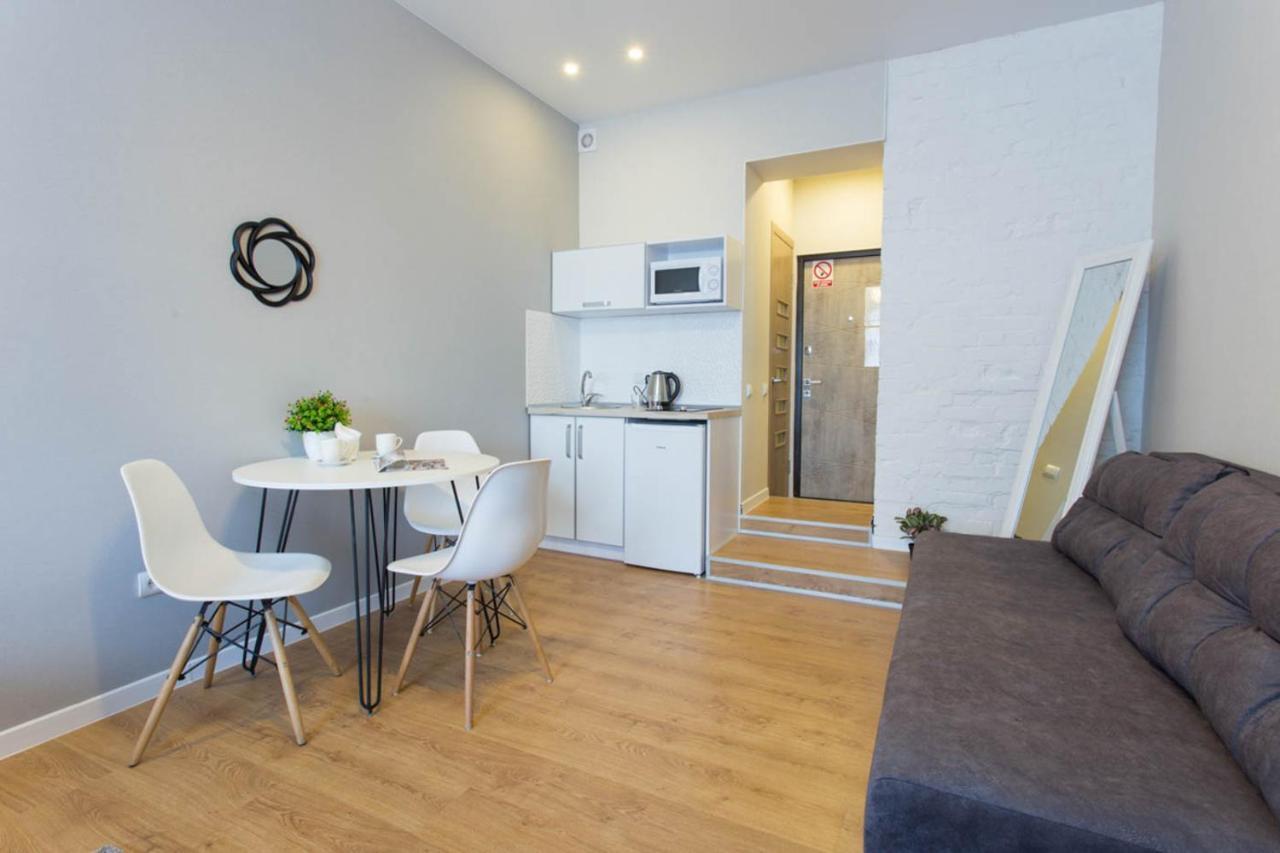 Modern Studio Beside Metro Yaroslava Mudroho, Universytet - Chernyshevska Str 95-7 Harkiv Dış mekan fotoğraf