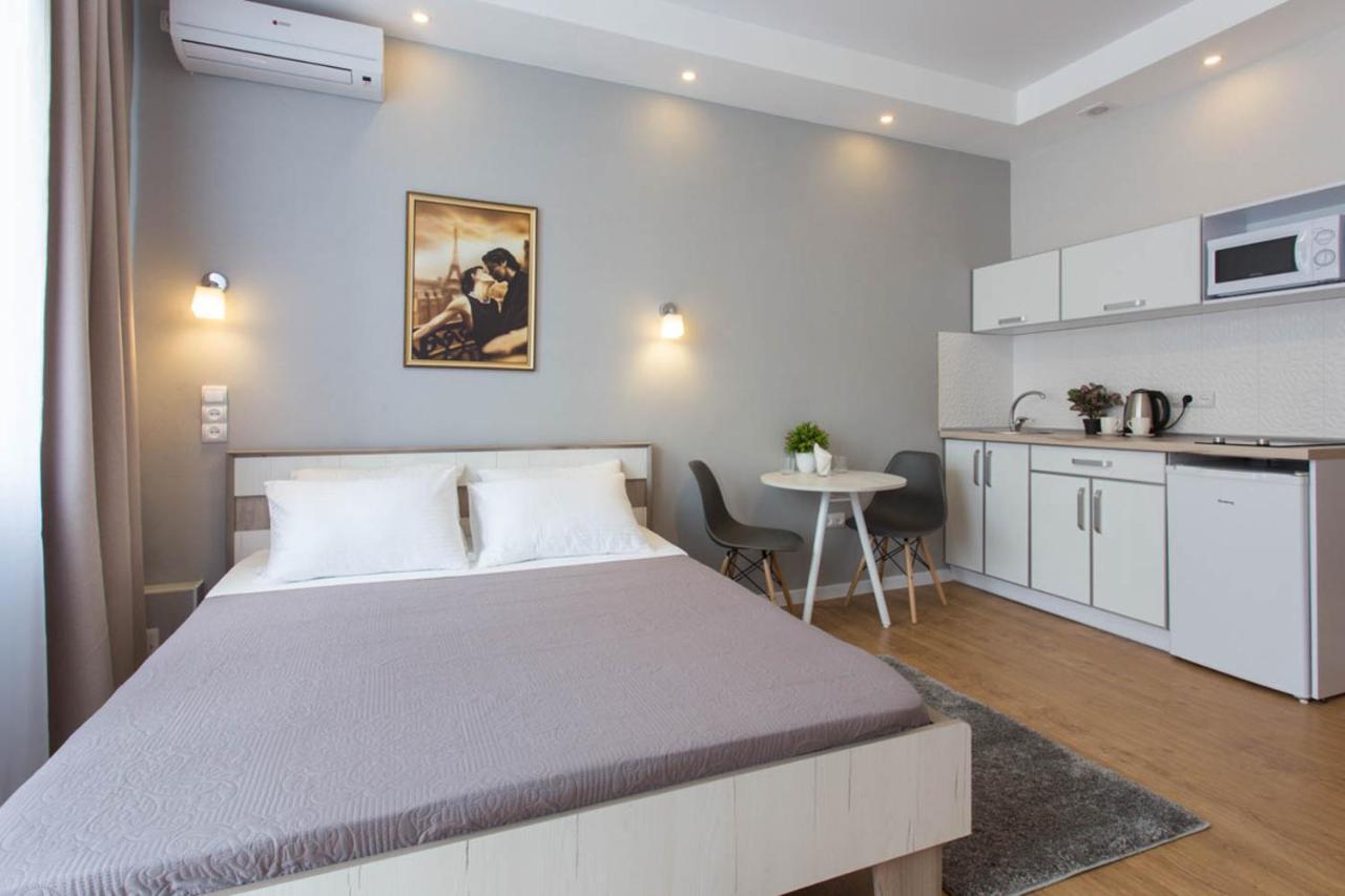 Modern Studio Beside Metro Yaroslava Mudroho, Universytet - Chernyshevska Str 95-7 Harkiv Dış mekan fotoğraf