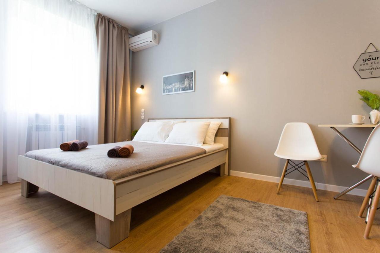 Modern Studio Beside Metro Yaroslava Mudroho, Universytet - Chernyshevska Str 95-7 Harkiv Dış mekan fotoğraf