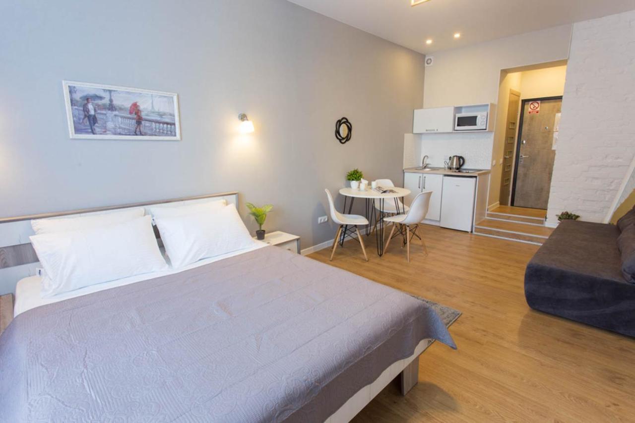 Modern Studio Beside Metro Yaroslava Mudroho, Universytet - Chernyshevska Str 95-7 Harkiv Dış mekan fotoğraf