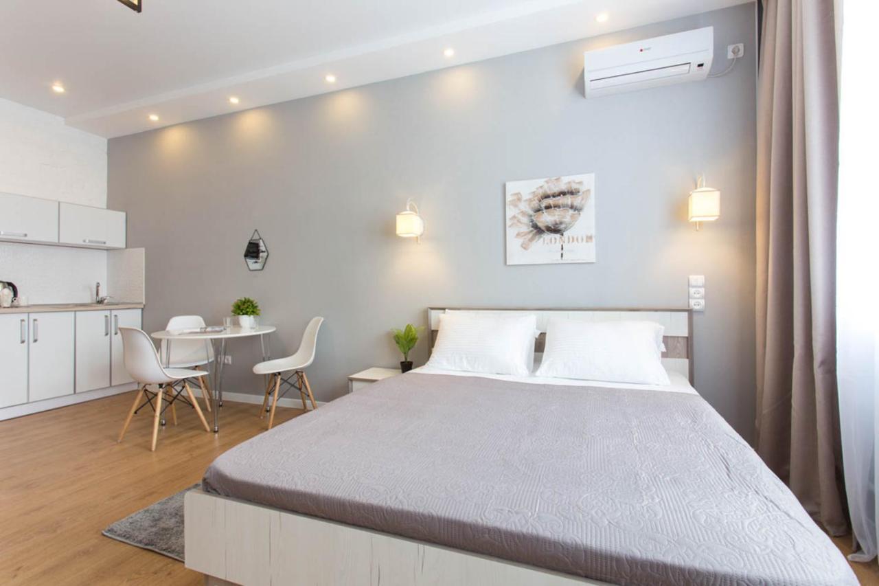 Modern Studio Beside Metro Yaroslava Mudroho, Universytet - Chernyshevska Str 95-7 Harkiv Dış mekan fotoğraf