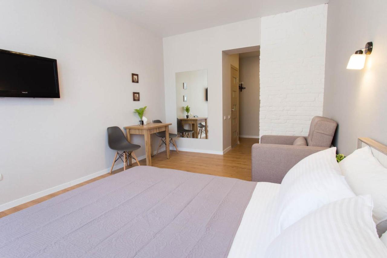 Modern Studio Beside Metro Yaroslava Mudroho, Universytet - Chernyshevska Str 95-7 Harkiv Dış mekan fotoğraf