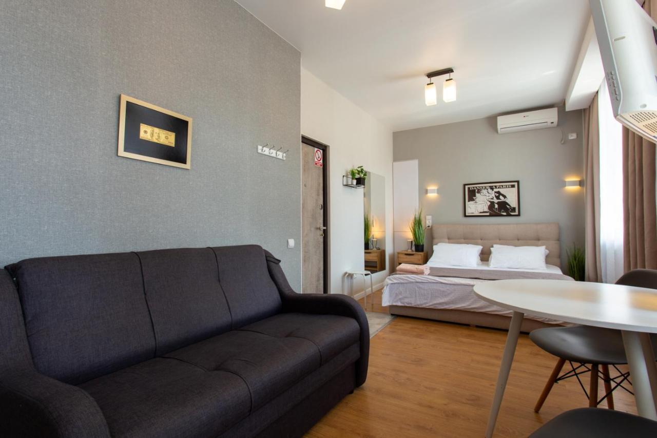 Modern Studio Beside Metro Yaroslava Mudroho, Universytet - Chernyshevska Str 95-7 Harkiv Dış mekan fotoğraf