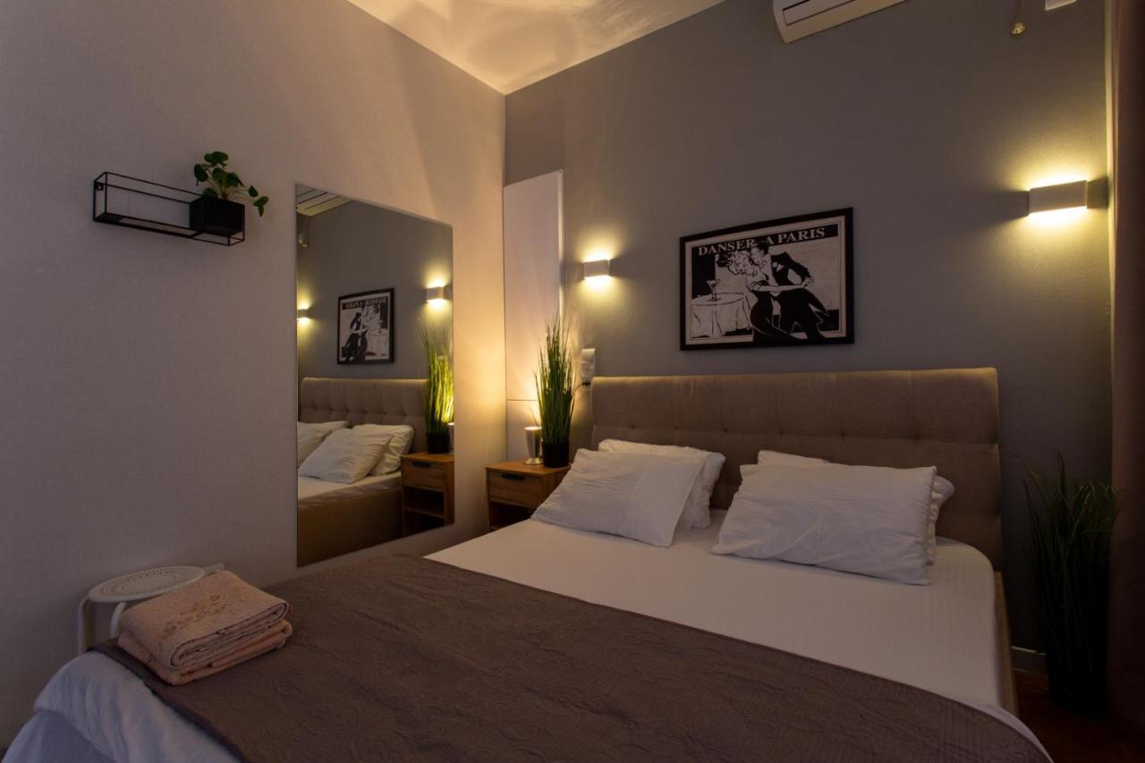 Modern Studio Beside Metro Yaroslava Mudroho, Universytet - Chernyshevska Str 95-7 Harkiv Dış mekan fotoğraf