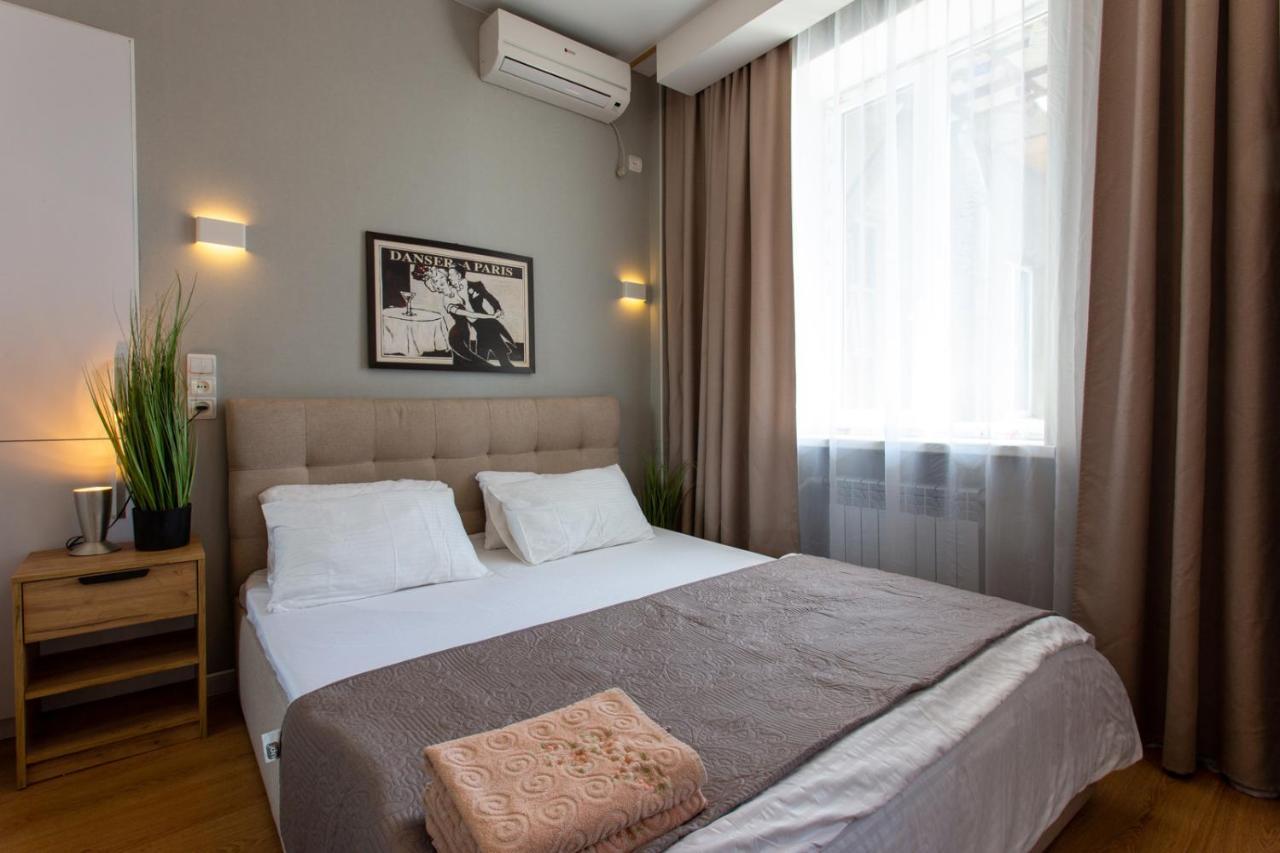 Modern Studio Beside Metro Yaroslava Mudroho, Universytet - Chernyshevska Str 95-7 Harkiv Dış mekan fotoğraf